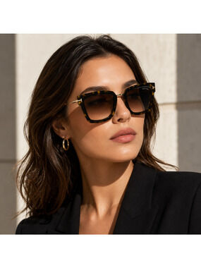 Tom Ford Tortoiseshell Square Sunglasses with Gradient Lenses